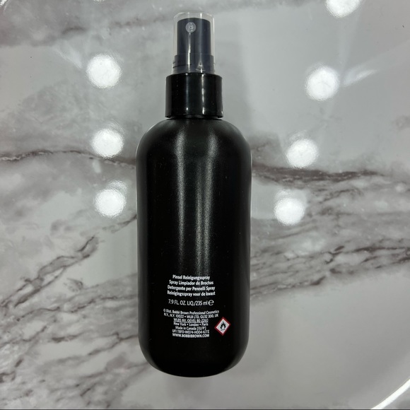 Bobbi Brown Brush Cleaning Spray - Picture 2 of 3